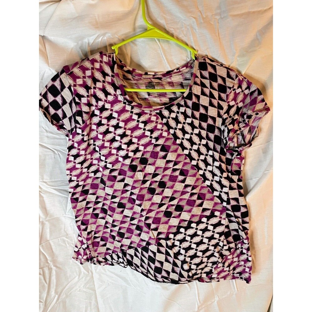 Daisy Fuentes Size XLarge Short Sleeve Shirt Purple Geometric Shapes - Picture 1 of 5